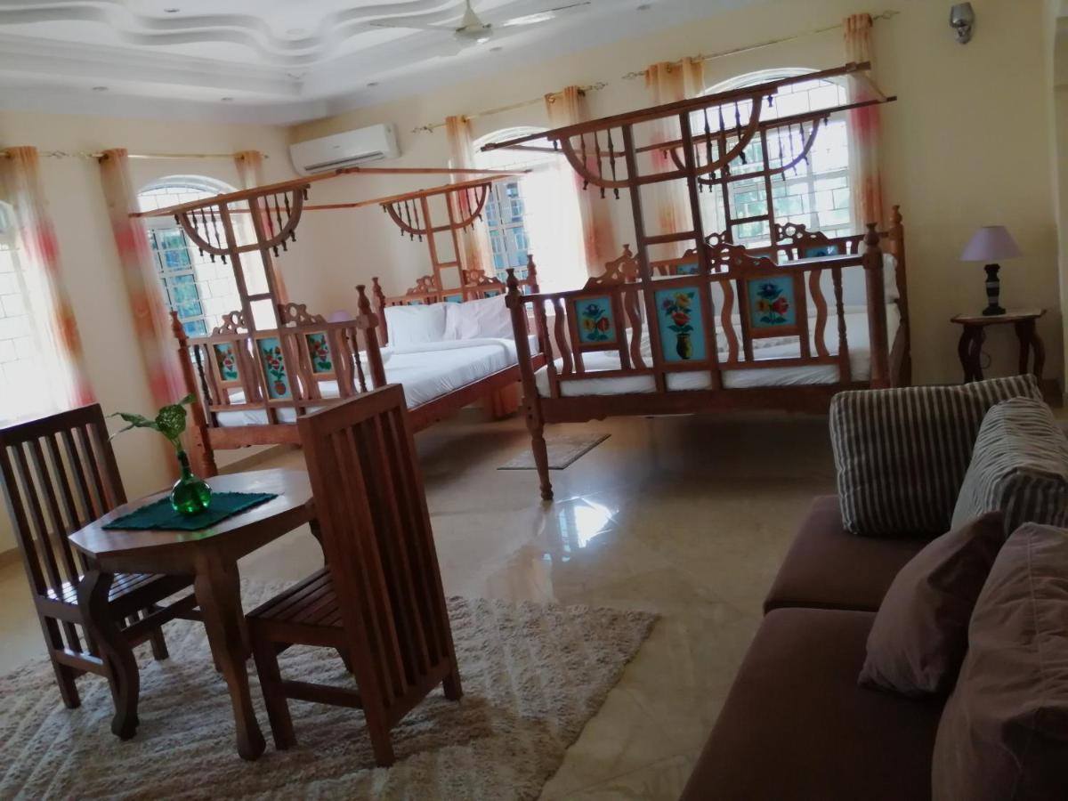Salhiya Lodge Занзибар Номер фото