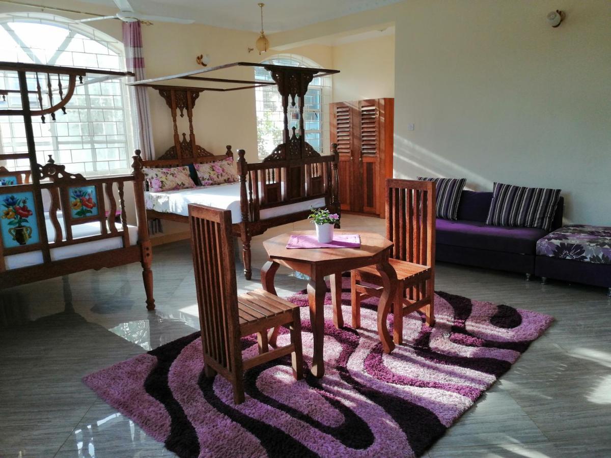 Salhiya Lodge Занзибар Номер фото